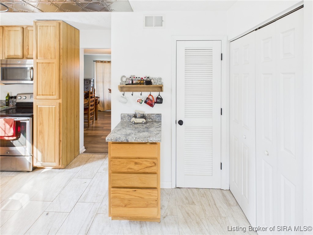 21408 Daisy Hill Road Borden, IN 47106 - Photo 13 of 34 Kitchen