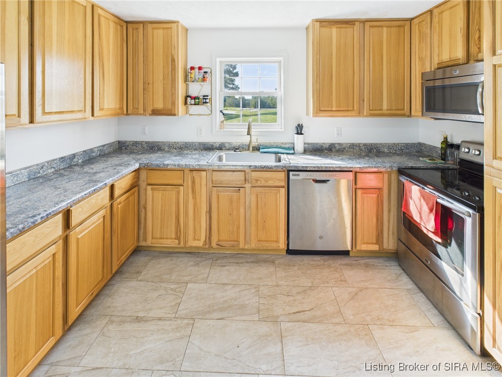 21408 Daisy Hill Road Borden, IN 47106 - Photo 2 of 34 Kitchen