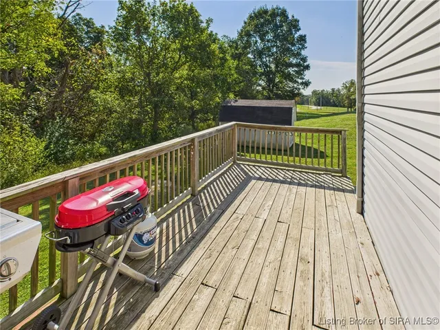 $252,900 | 21408 Daisy Hill Road, Borden, IN 47106