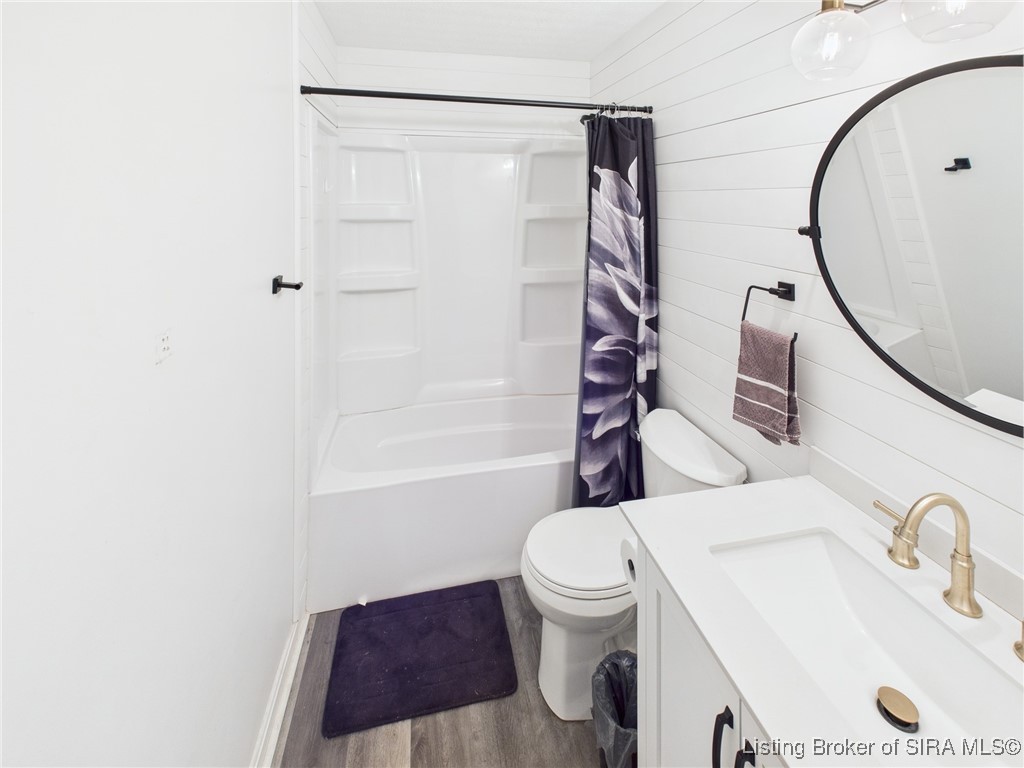 21408 Daisy Hill Road Borden, IN 47106 - Photo 3 of 34 Full Bathroom