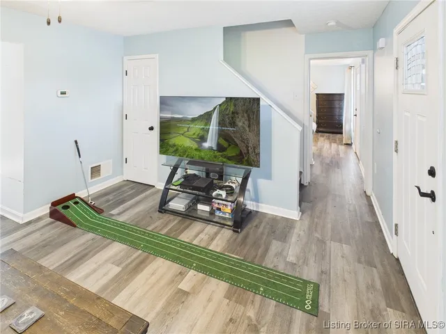 $252,900 | 21408 Daisy Hill Road, Borden, IN 47106