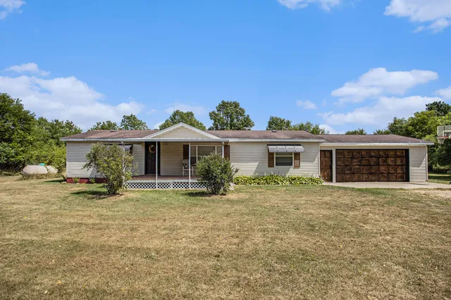 $209,900 | 19757 36th Street, Gobles, MI 49055