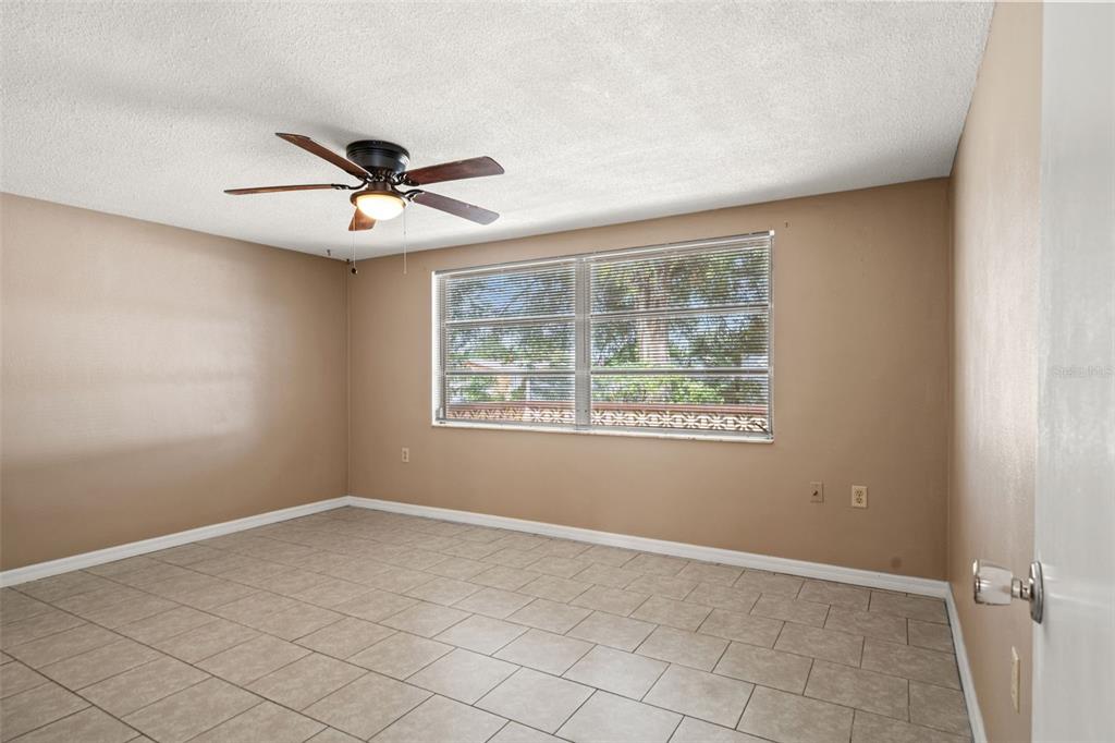 9926 Lakeside Lane Port Richey, FL 34668 - Photo 10 of 44 Gallery Image 10