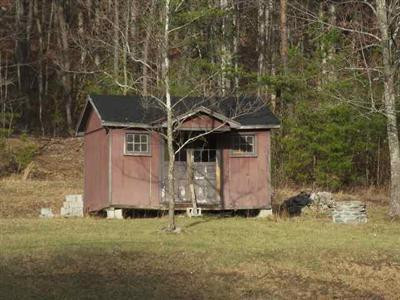 500 Floyd Branch Road Berea, KY 40403 - Photo 24 of 32 Small rental cabin