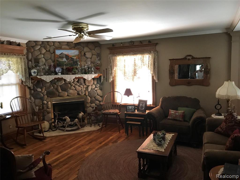 23800 Clark Road Belleville, MI 48111 - Photo 11 of 42