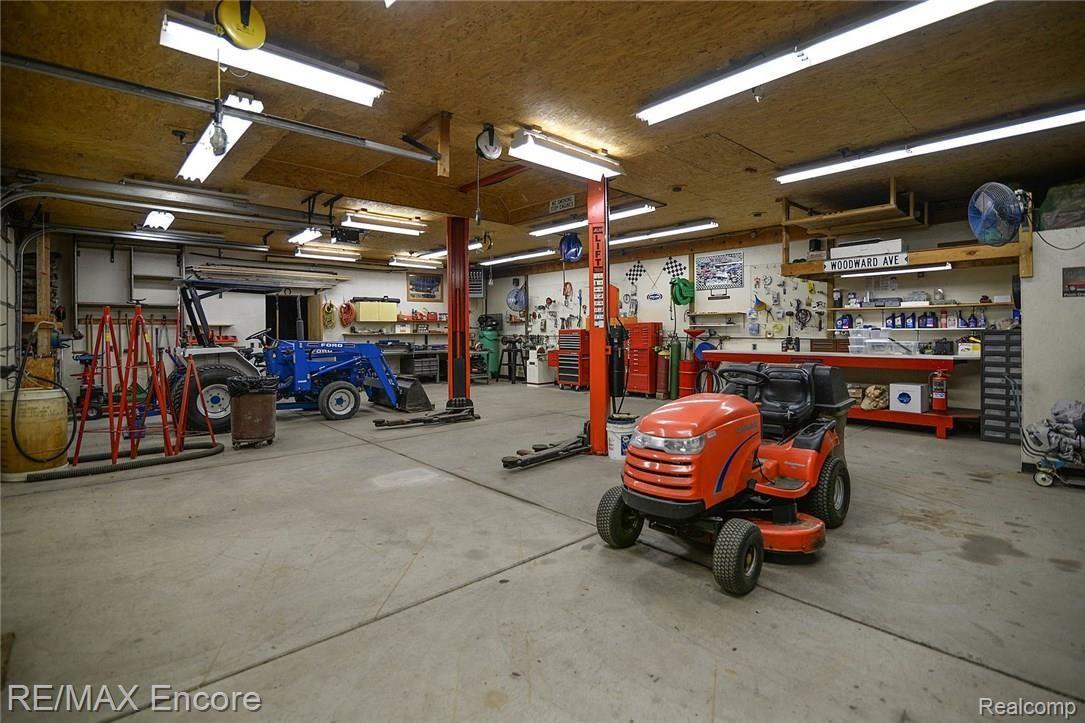 551 North Baldwin Road Oxford, MI 48371 - Photo 28 of 43 aug_8745.jpg