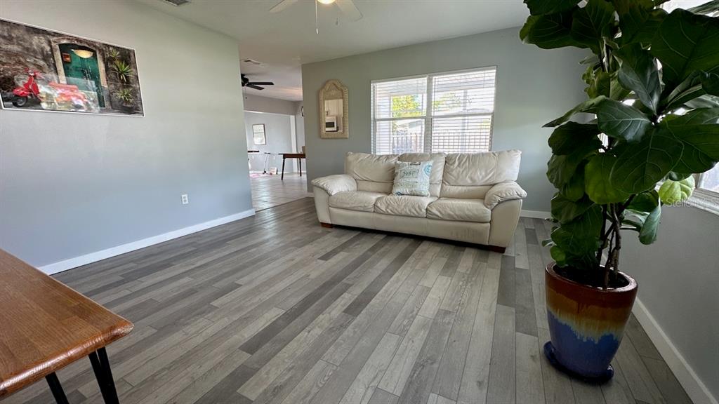 5938 South Lockwood Ridge Road Sarasota, FL 34231 - Photo 17 of 35 Gallery Image 17