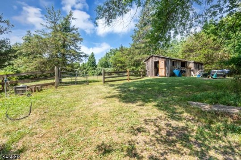 160 Hillcrest Road Flemington, NJ 08822 - Photo 28 of 40