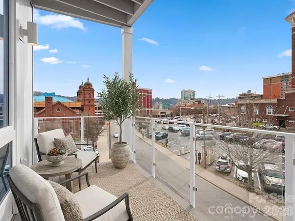 $799,990 | 123 Haywood Street, Unit 304, Asheville, NC 28801