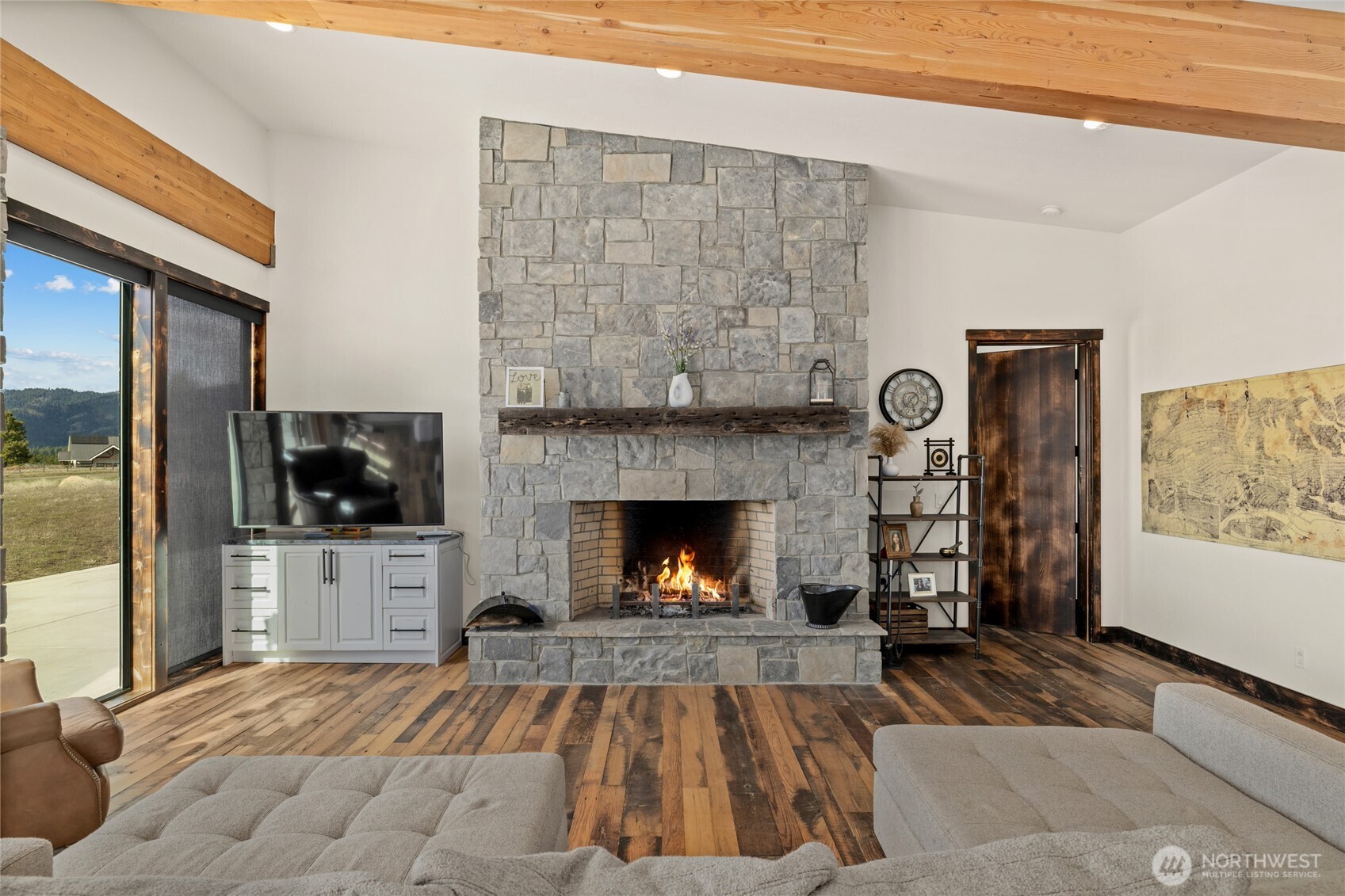 2697 Hidden Valley Road Cle Elum, WA 98922 - Photo 6 of 36 Gallery Image 6