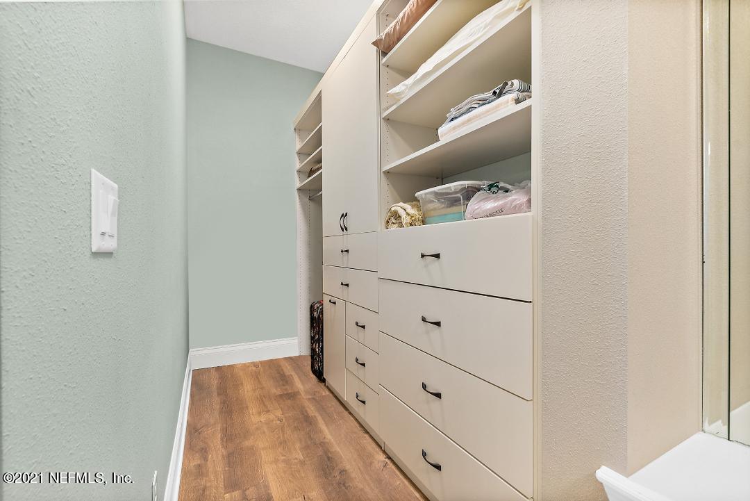2040 Orange Picker Road Jacksonville, FL 32223 - Photo 31 of 61 2040 closet (2)