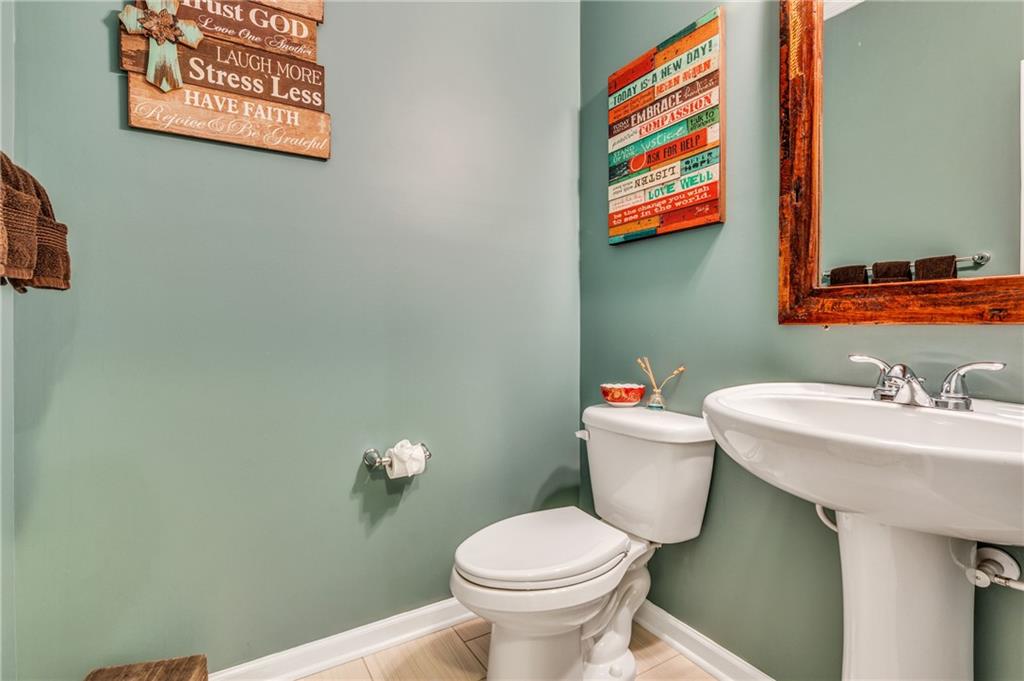 225 Nursery Road Evans City, PA 16033 - Photo 11 of 24 Gallery Image 11