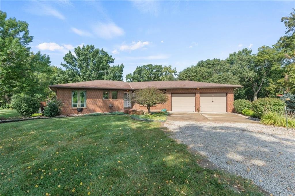 23776 Clare Road Paola, KS 66071 - Photo 6 of 39 Gallery Image 6