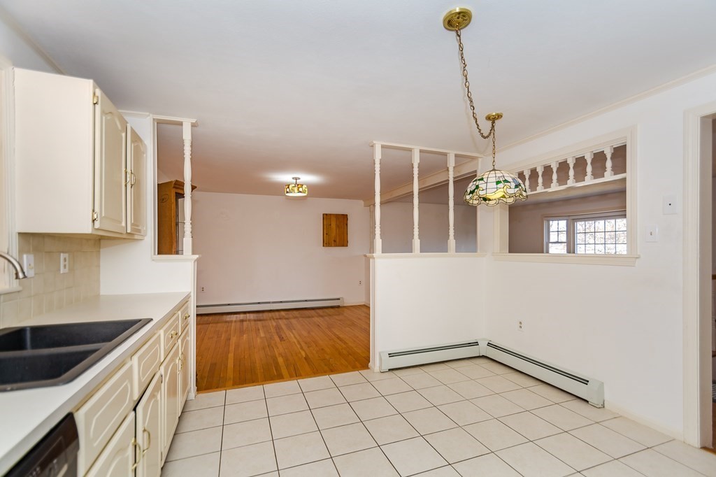 11 Derry Road Methuen, MA 01844 - Photo 12 of 40 Gallery Image 12