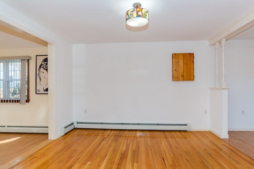 11 Derry Road Methuen, MA 01844 - Photo 8 of 40 Gallery Image 8