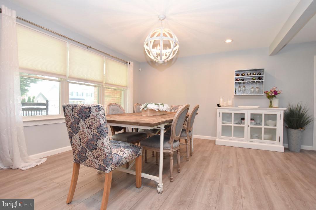 809 Hilltop Road Cinnaminson, NJ 08077 - Photo 3 of 17 Gallery Image 3