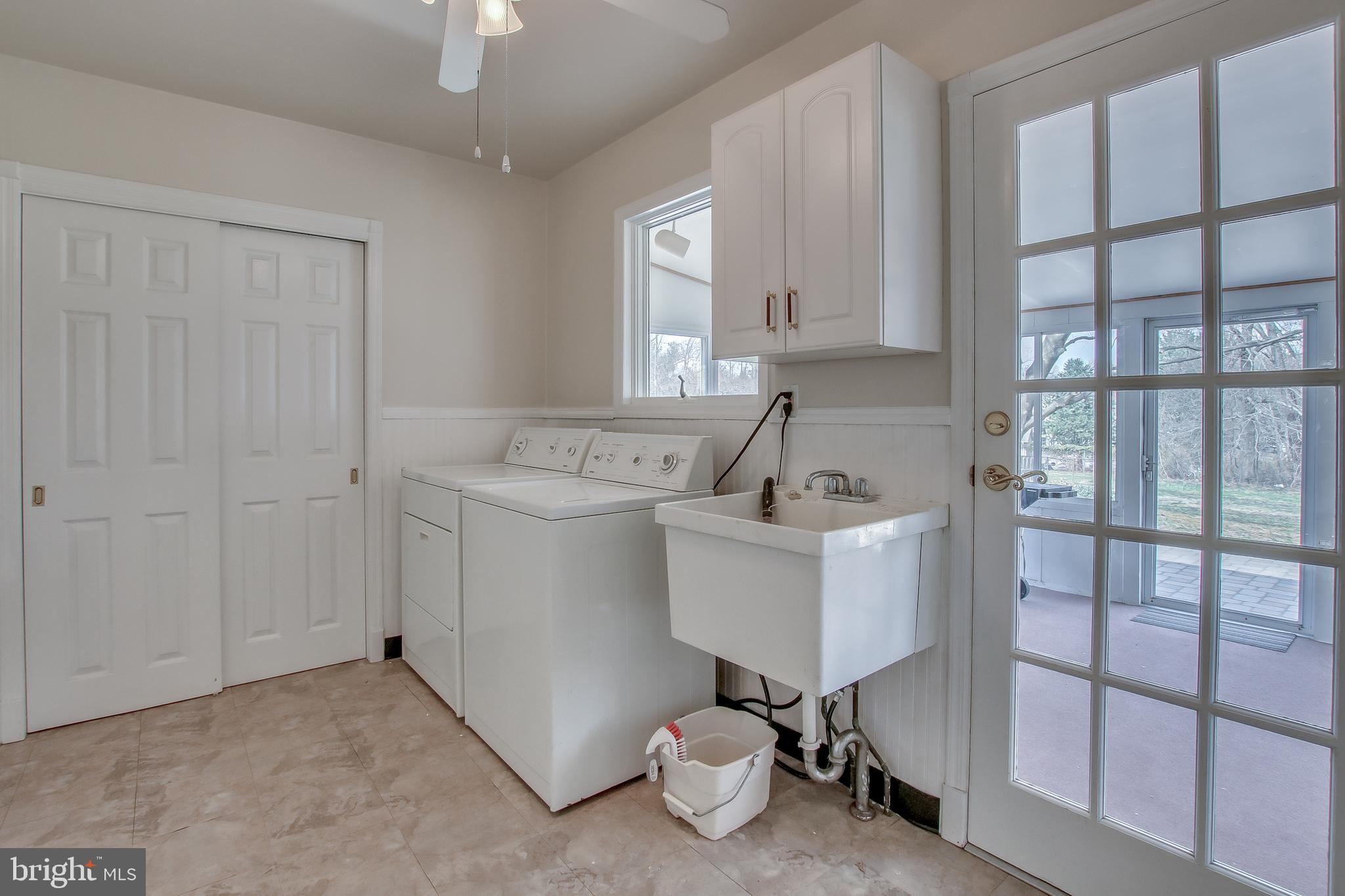 4200 Davisville Road Hatboro, PA 19040 - Photo 19 of 34 Laundry Room