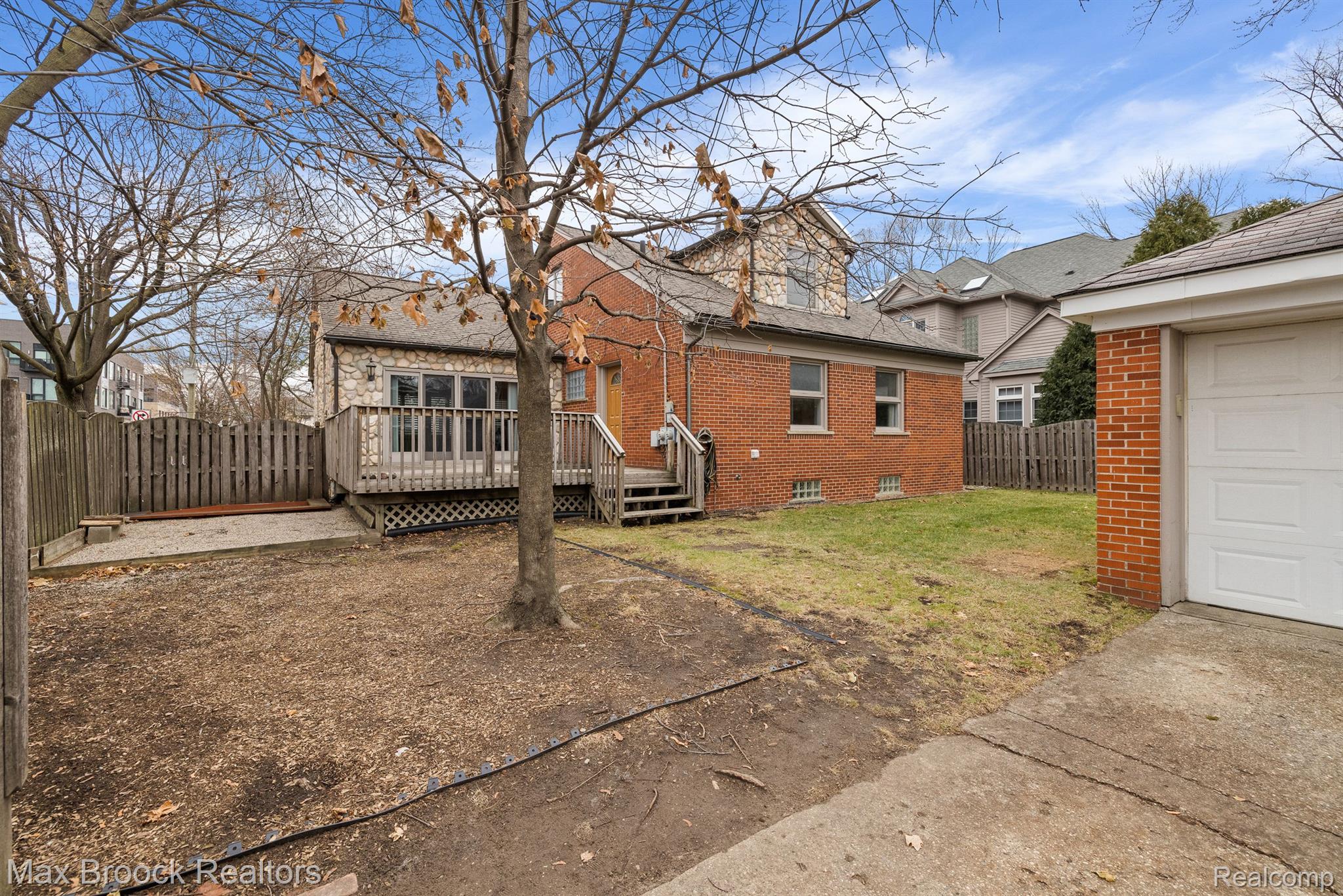 810 Chestnut Street Birmingham, MI 48009 - Photo 20 of 22 Back Exterior