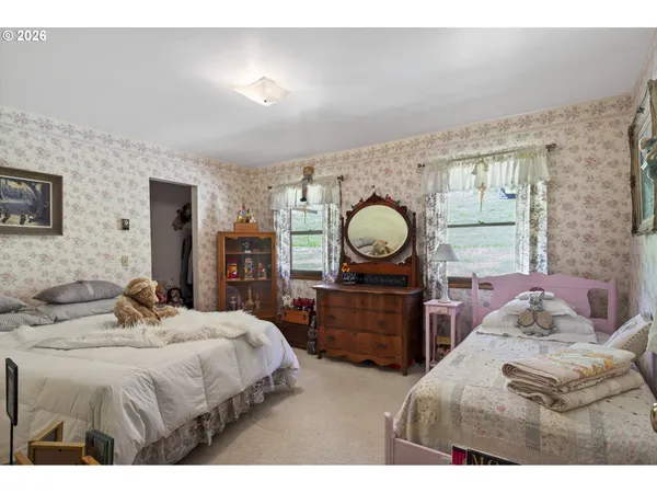 $1,199,900 | 1349 Willis Creek Road, Winston, OR 97496