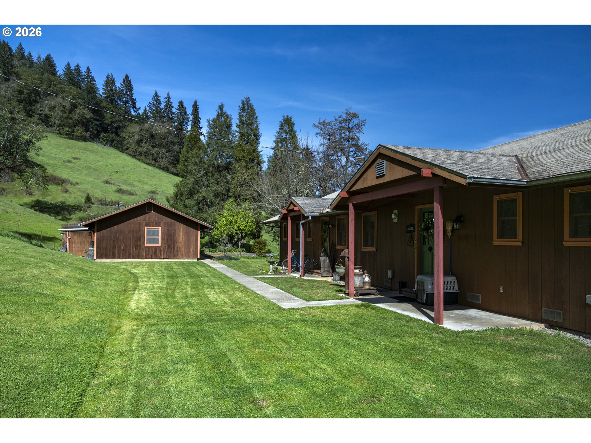 1349 Willis Creek Road Winston, OR 97496 - Photo 29 of 48