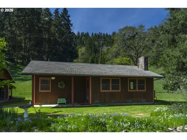 $1,199,900 | 1349 Willis Creek Road, Winston, OR 97496