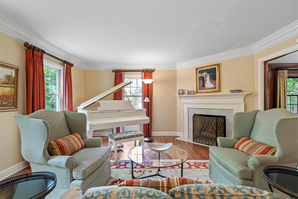 8 Way Hollow Road Sewickley, PA 15143 - Photo 3 of 32 Gallery Image 3