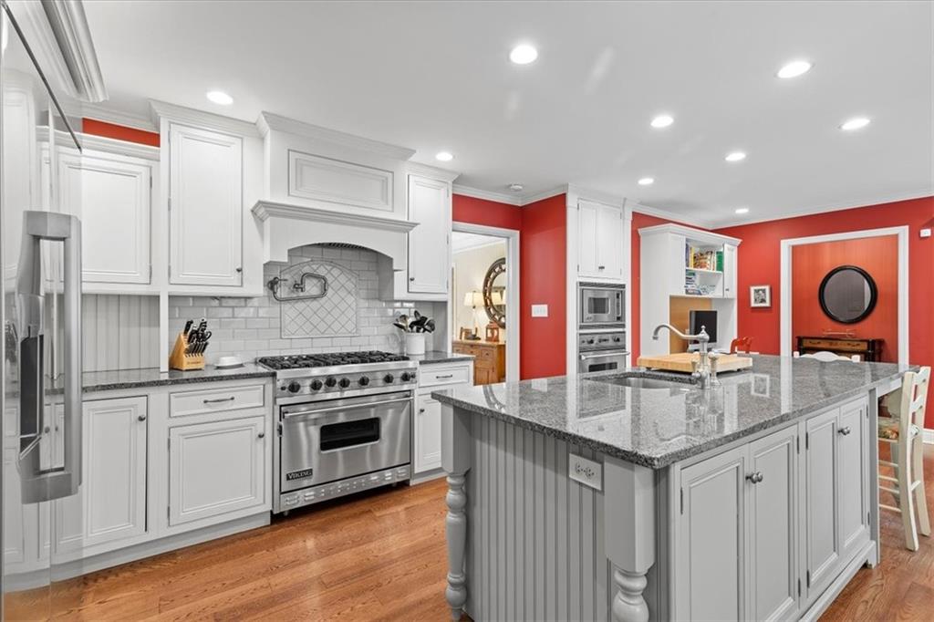 8 Way Hollow Road Sewickley, PA 15143 - Photo 8 of 32 Gallery Image 8
