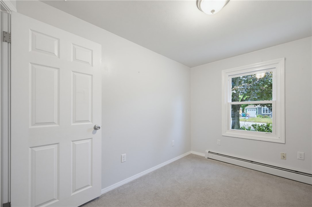 178 Halsey Road Woonsocket, RI 02895 - Photo 25 of 30 Gallery Image 25
