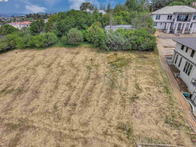 $1,400,000 | 0 Hayward Boulevard, Hayward, CA 94542