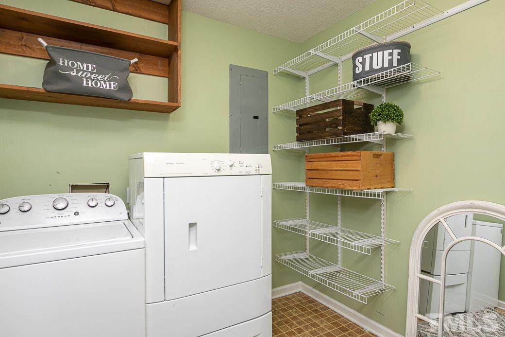 2521 Howard Road Raleigh, NC 27613 - Photo 12 of 30