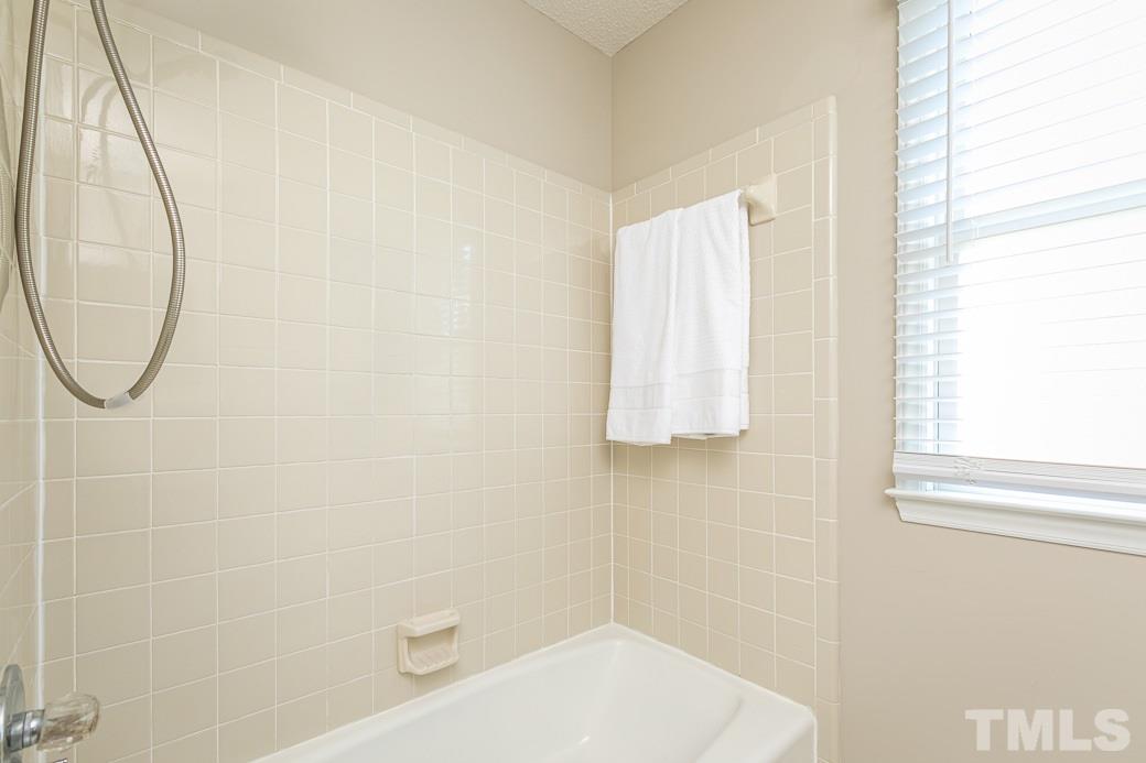 2521 Howard Road Raleigh, NC 27613 - Photo 15 of 30