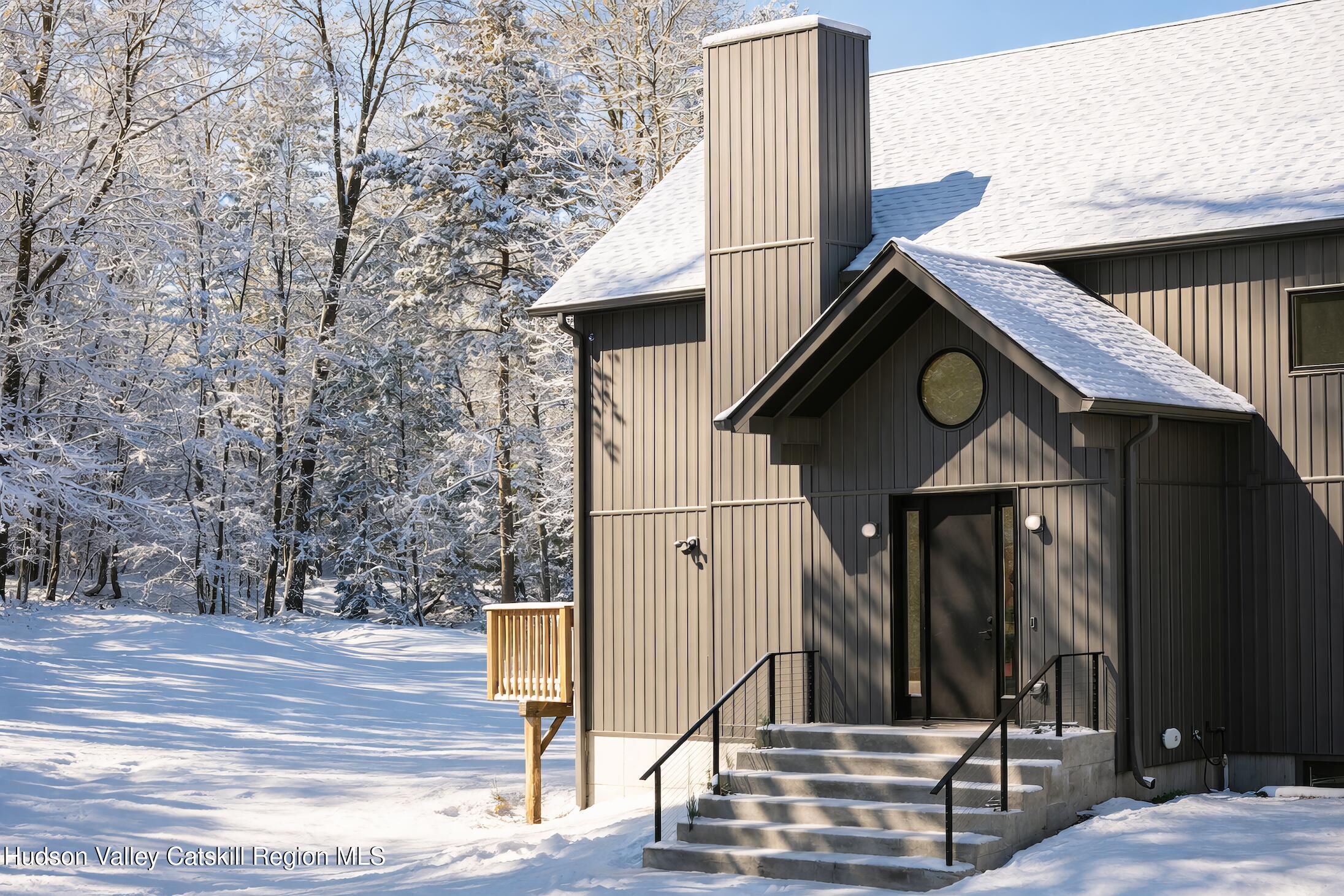 130 Abromowitz Road Wawarsing, NY 12428 - Photo 22 of 27 a front view of a house