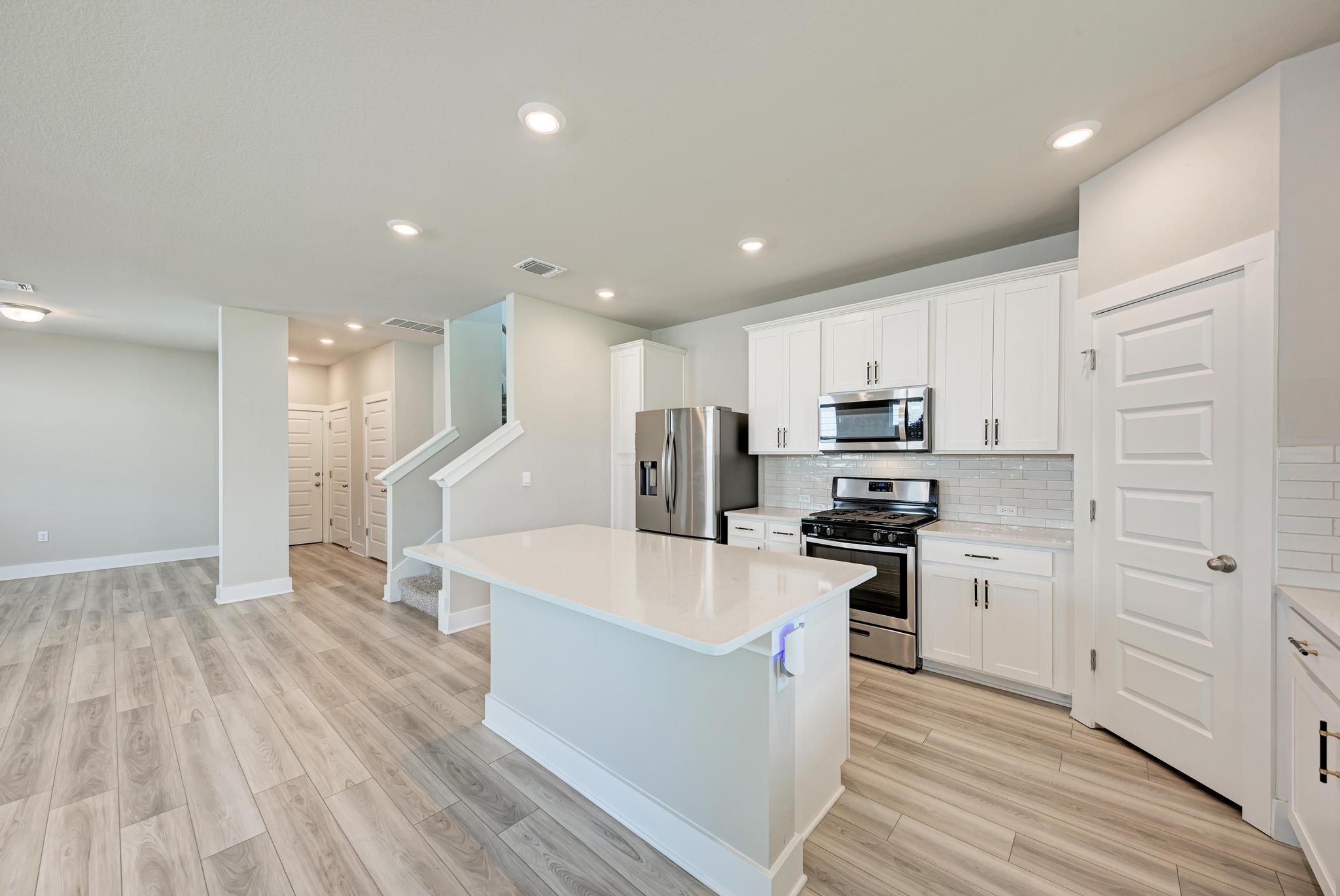 7203 Travertine Spring Drive Austin, TX 78744 - Photo 13 of 38