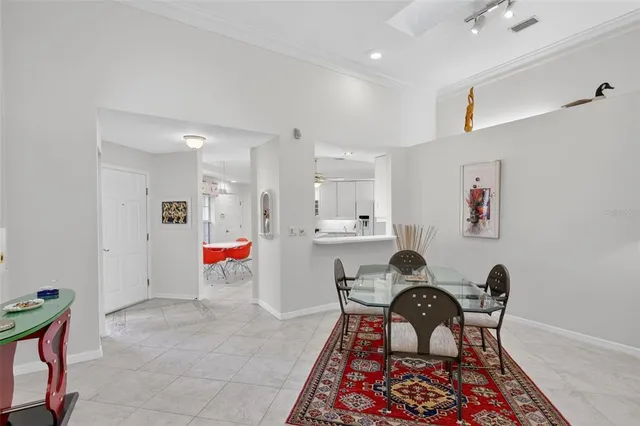 $549,500 | 1723 Starling Drive, Sarasota, FL 34231