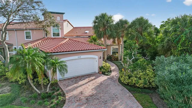 $549,500 | 1723 Starling Drive, Sarasota, FL 34231