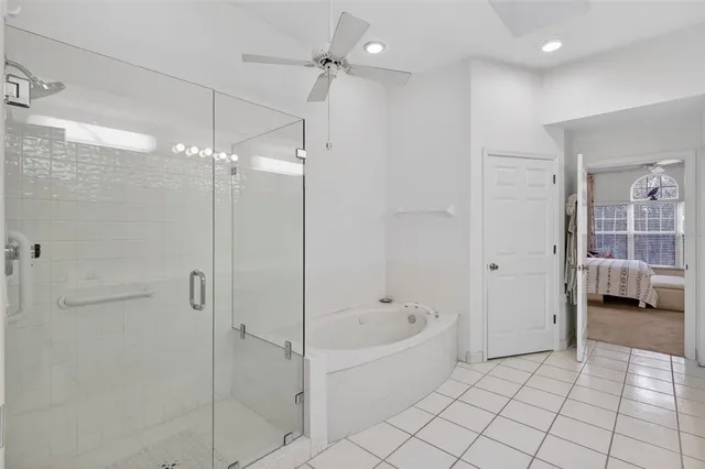 $549,500 | 1723 Starling Drive, Sarasota, FL 34231