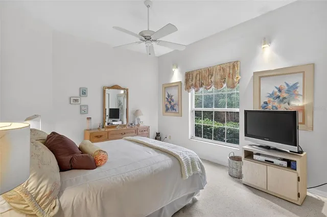 $549,500 | 1723 Starling Drive, Sarasota, FL 34231