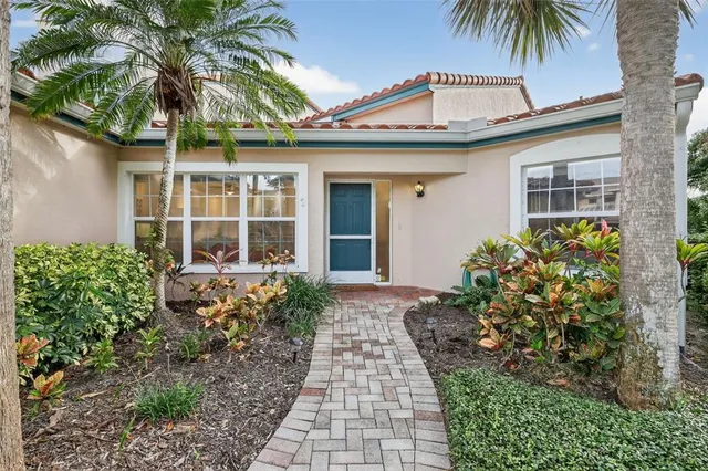 $549,500 | 1723 Starling Drive, Sarasota, FL 34231