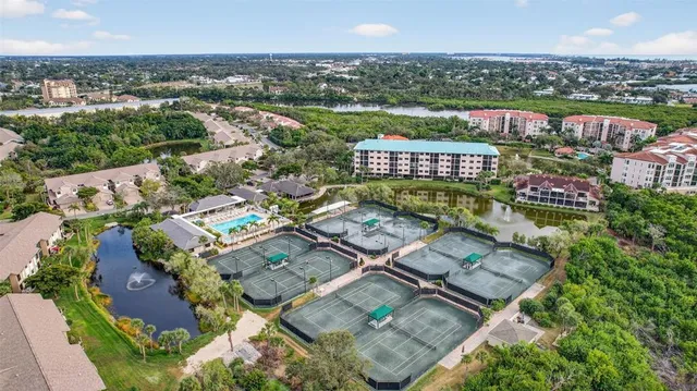 $549,500 | 1723 Starling Drive, Sarasota, FL 34231