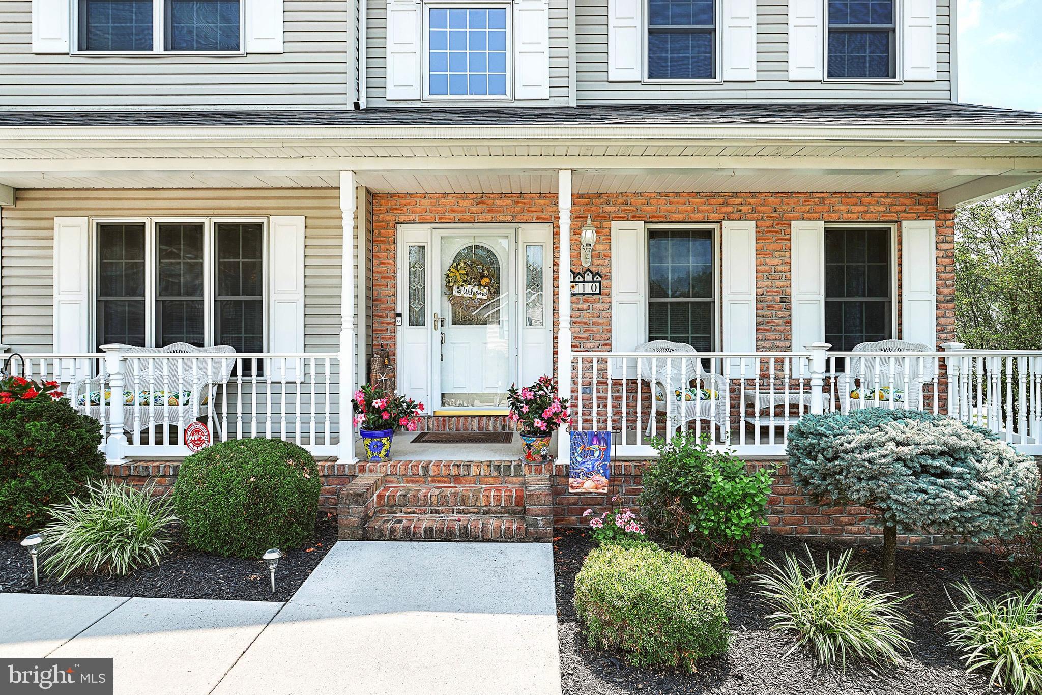 10 Larch Drive Hanover, PA 17331 - Photo 4 of 41