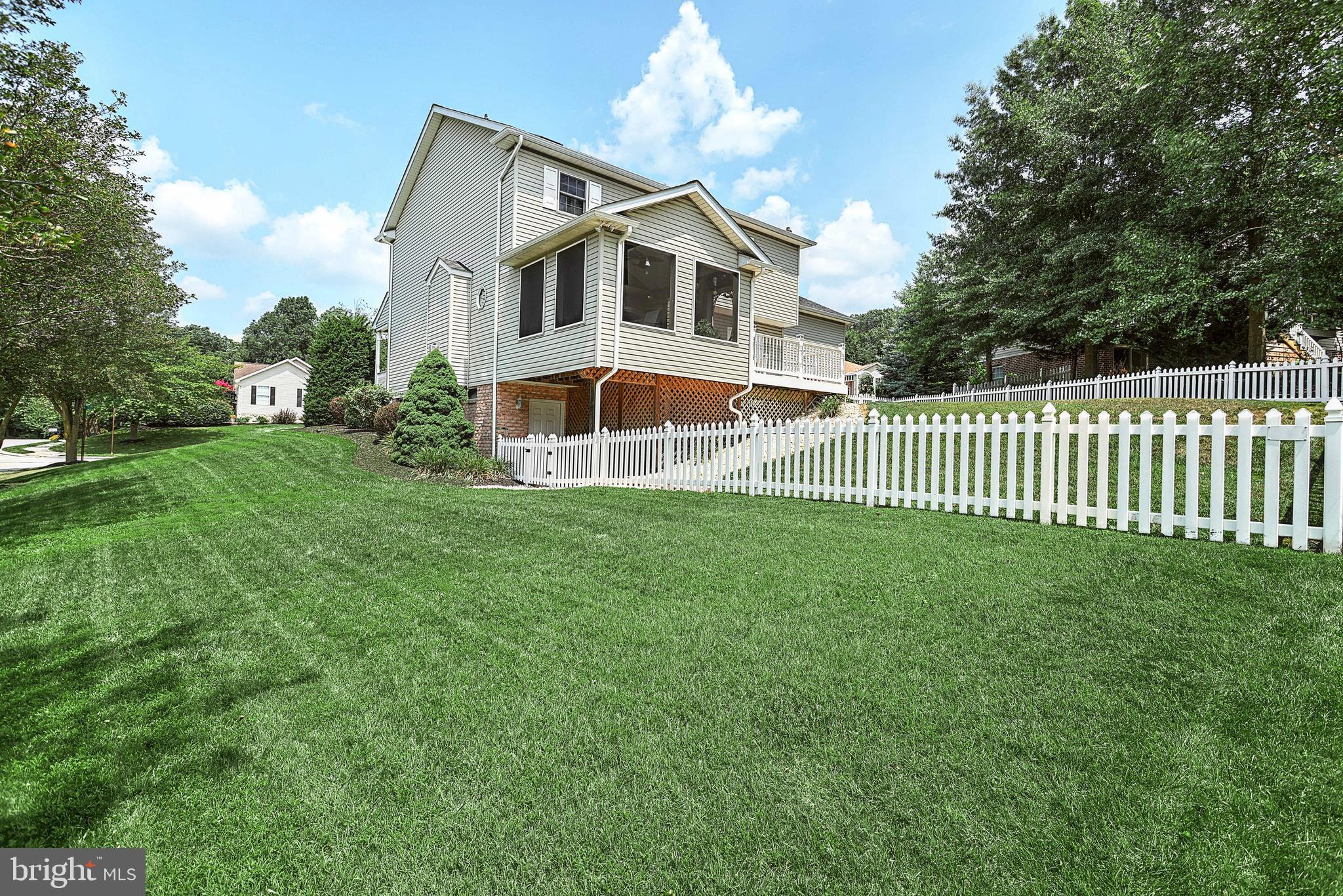 10 Larch Drive Hanover, PA 17331 - Photo 6 of 41 Fenced in back yard!