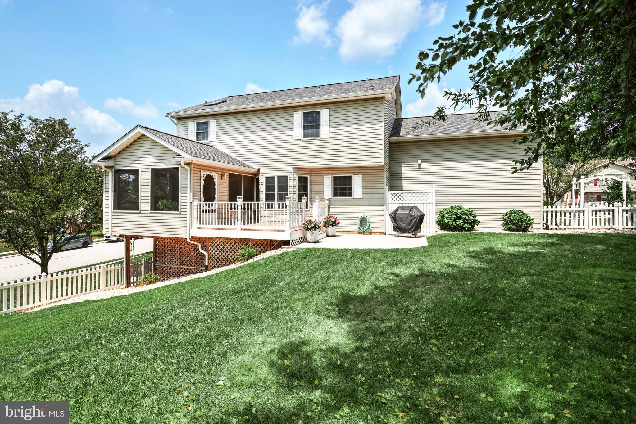 10 Larch Drive Hanover, PA 17331 - Photo 9 of 41