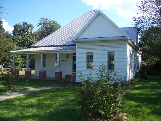 1018 Main Street Georgetown, MS 39078 - Photo 1 of 1 Main View