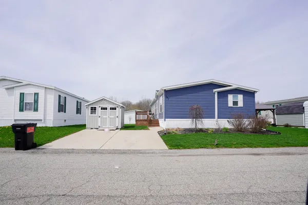 $130,000 | 107 Gardens Boulevard Northwest, Grand Rapids, MI 49534