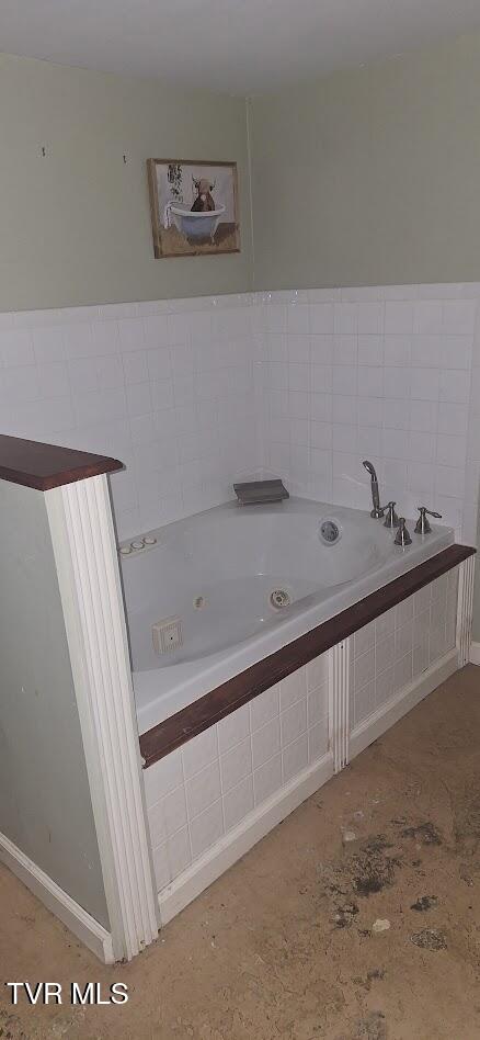 2409 Anderson Street Bristol, TN 37620 - Photo 26 of 28 ad14