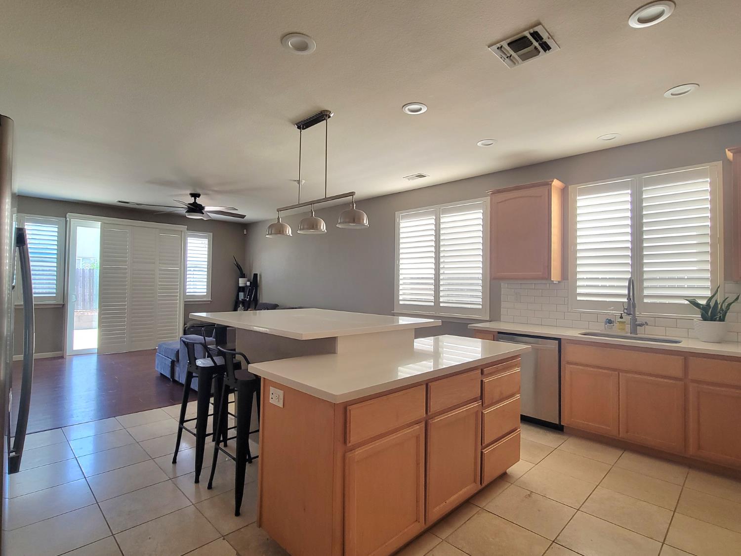 1607 Three Rivers Drive Marysville, CA 95901 - Photo 20 of 47 a kitchen with a sink a counter space and appliances