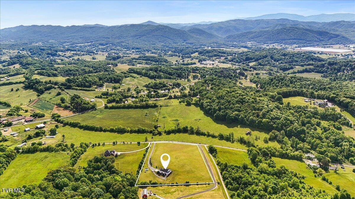 563 Mayberry Road Jonesborough, TN 37659 - Photo 90 of 95 88-DJI_20260505103545_0799_D