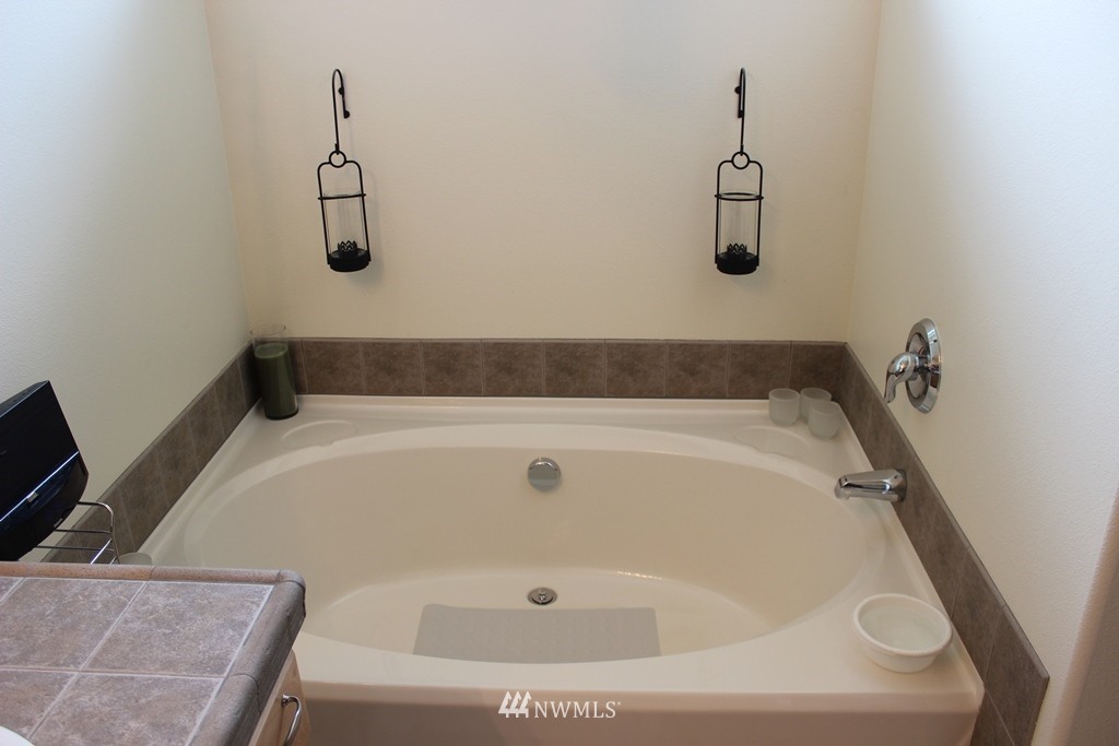 27727 Ridge Way Stanwood, WA 98292 - Photo 14 of 24