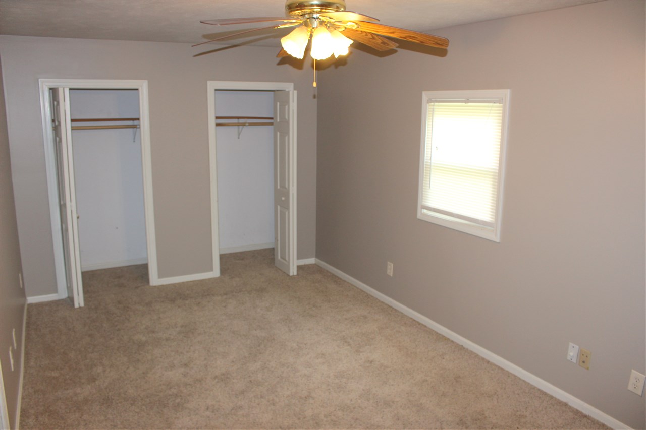 8000 Gardner Road Chandler, IN 47610 - Photo 12 of 27
