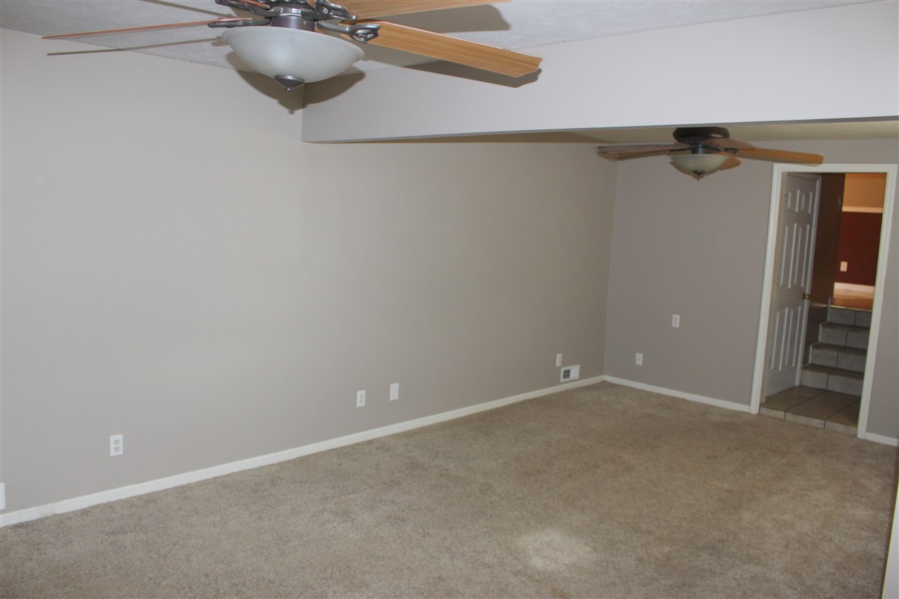 8000 Gardner Road Chandler, IN 47610 - Photo 19 of 27
